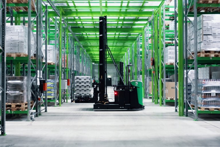 Robot-truck på lager